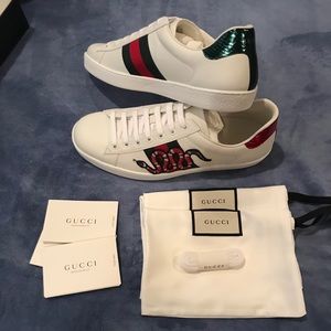 Gucci Ace Imprinted Sneaker